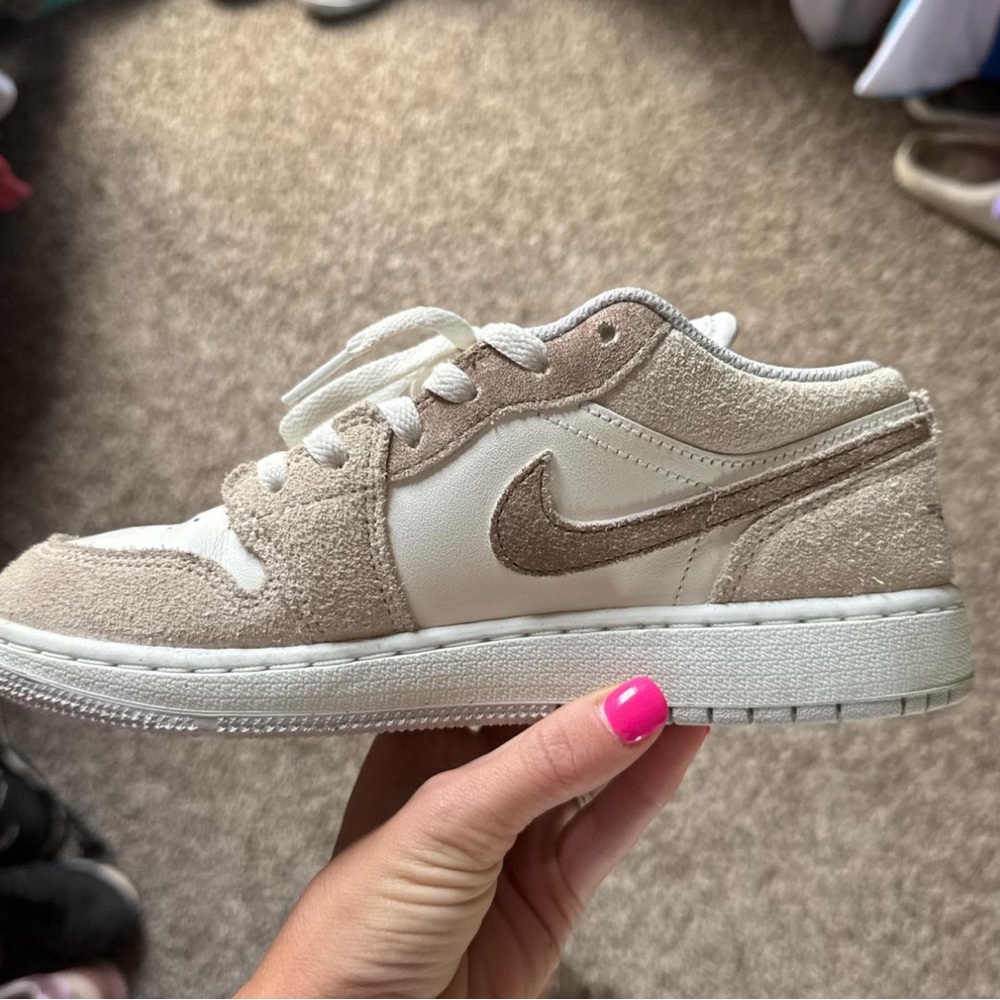 Nike Kids' Tan and White Sneakers